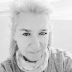 Meet your Posher, Tina